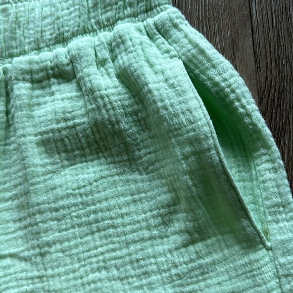 Monrow Flowy Shorts - Picture 2 of 4